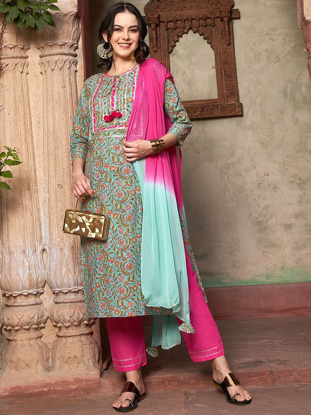 

BANDIA Floral Printed Keyhole Neck Pure Cotton Straight Kurta With Trousers & Dupatta, Turquoise blue