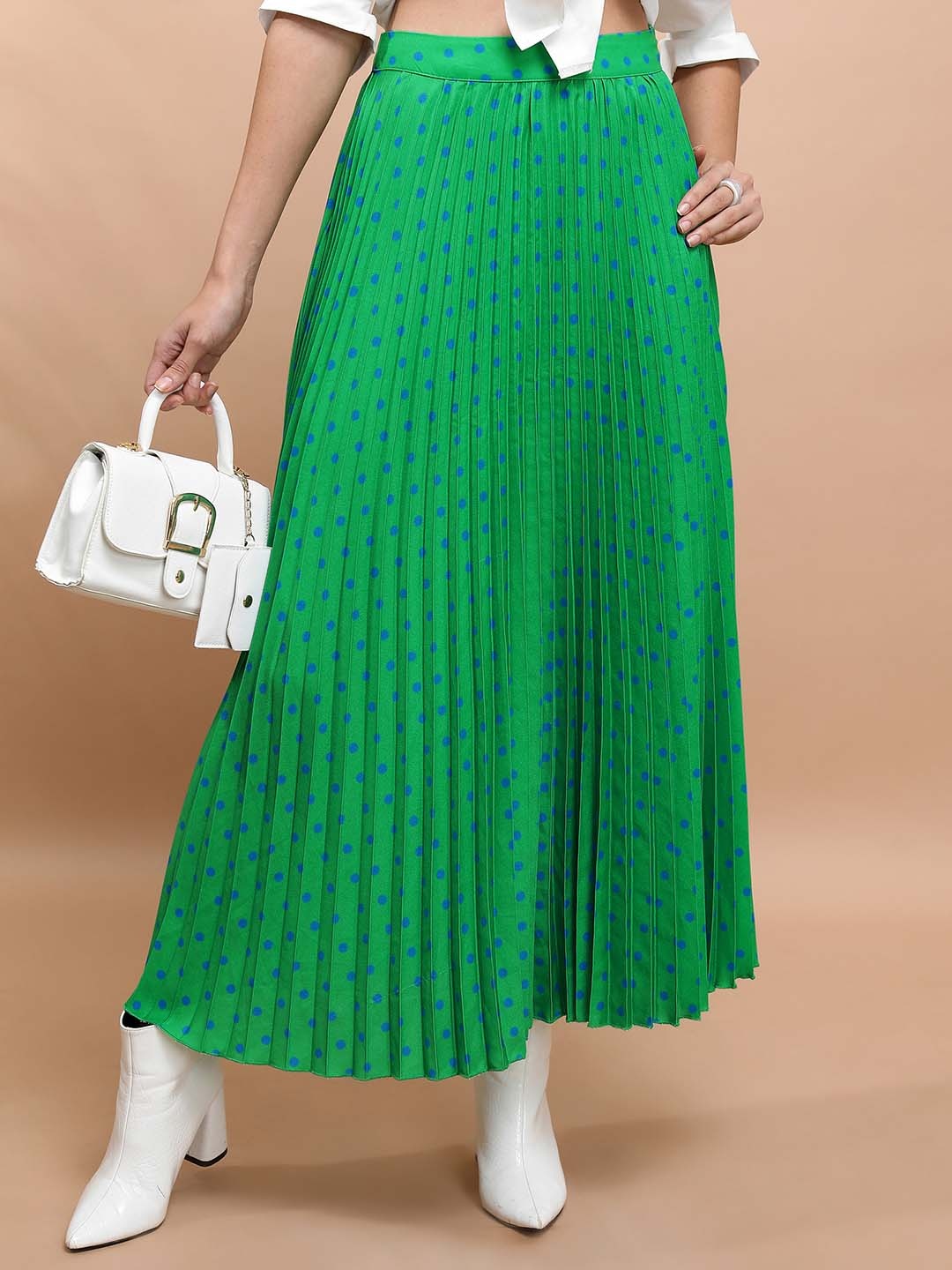 

Tokyo Talkies Women Printed A-Line Maxi Skirt, Green