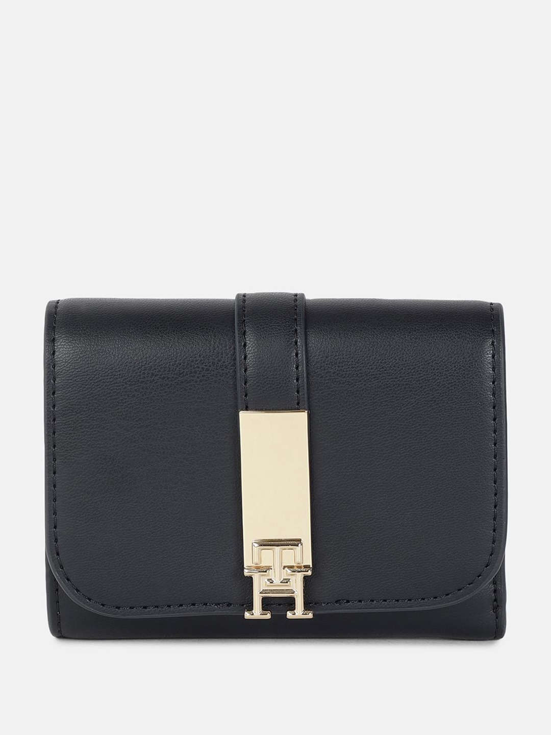 

Tommy Hilfiger Women Solid PU Two Fold Wallet, Black