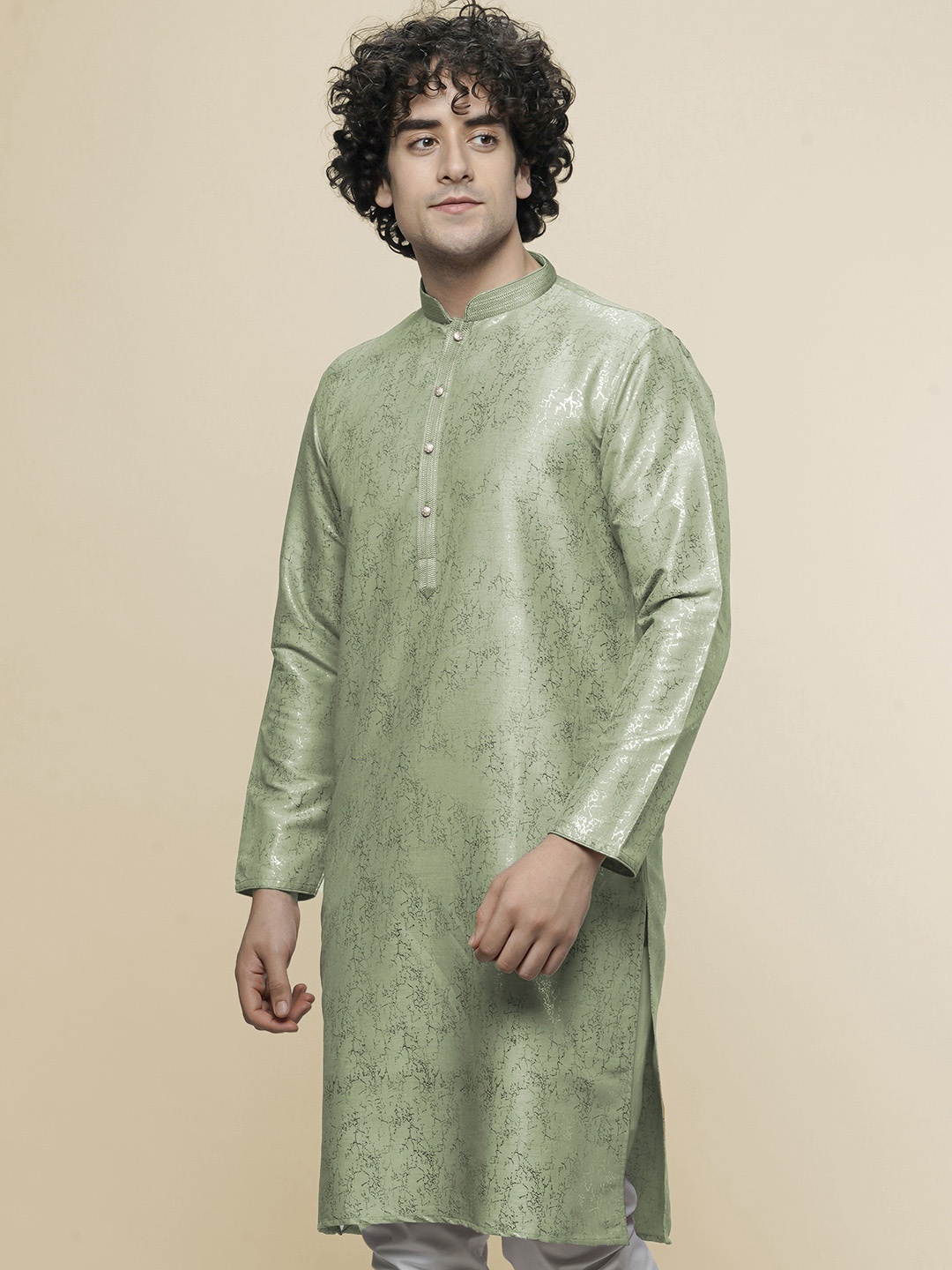 

MAAHI FABS Abstract Printed Mandarin Collar Thread Work Cotton Straight Kurta, Green