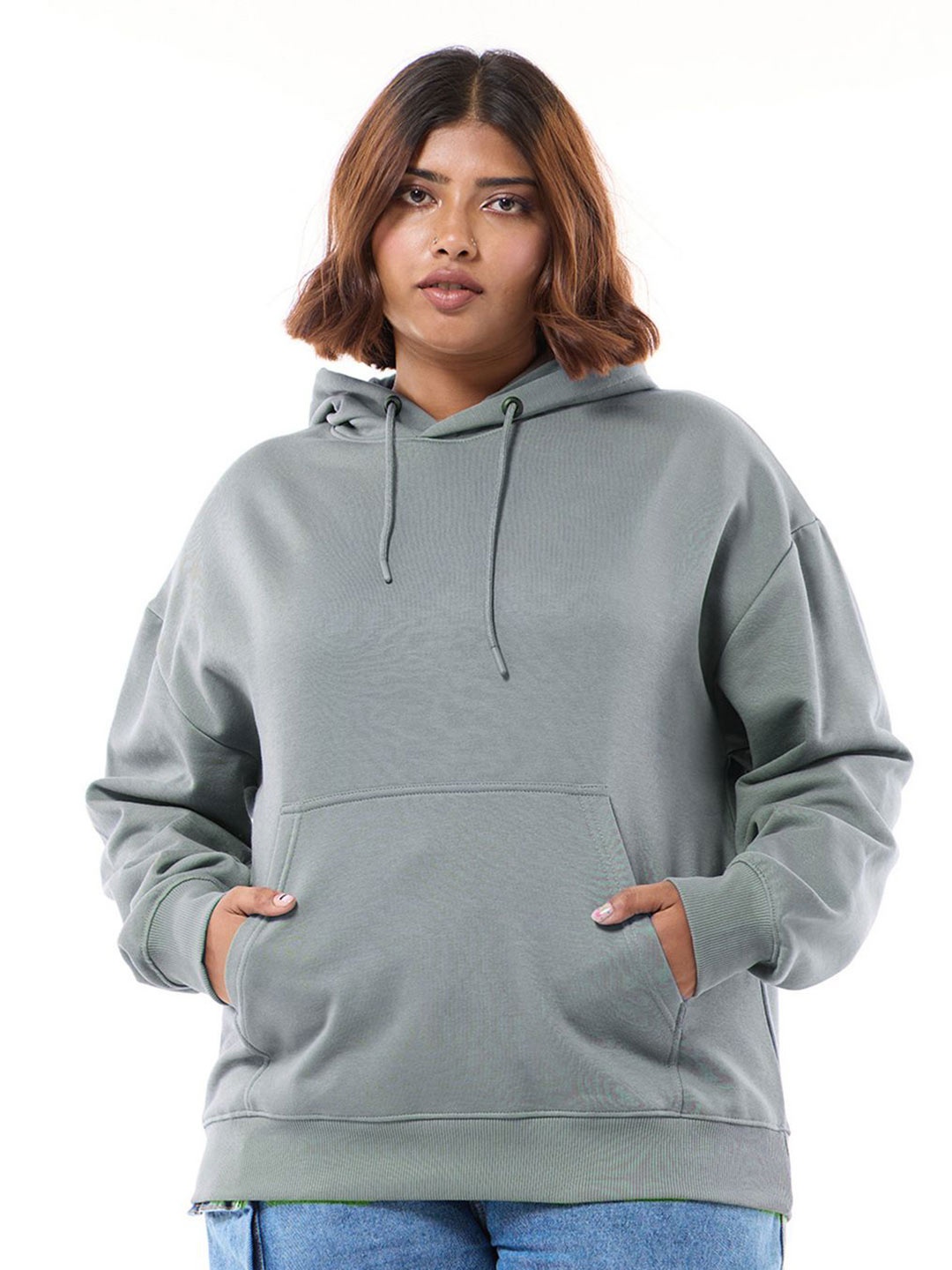 

Bewakoof Plus Women Solid Hooded Pullover Sweatshirt, Grey