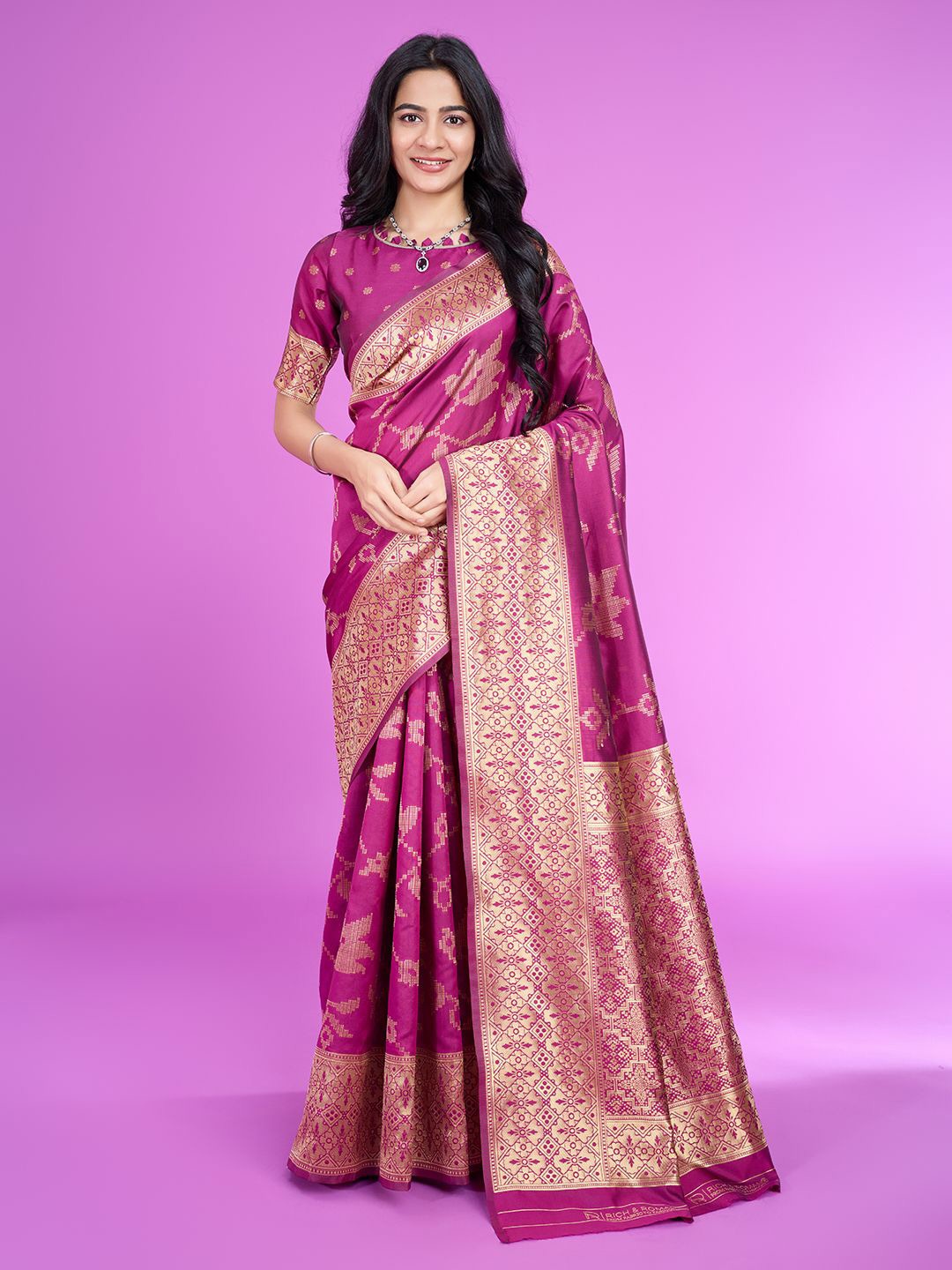 

RICH & ROMAN Woven Design Zari Pure Silk Banarasi Saree, Magenta