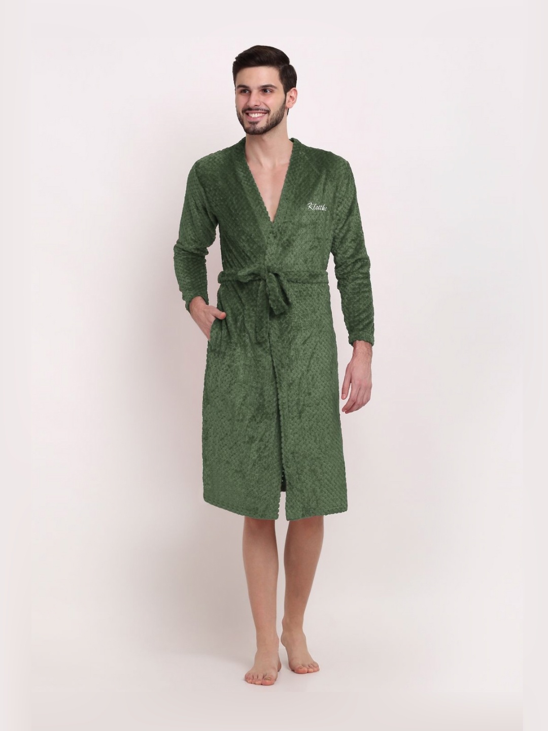 

KLOTTHE Self Design Woollen Bath Robe With Belt, Green