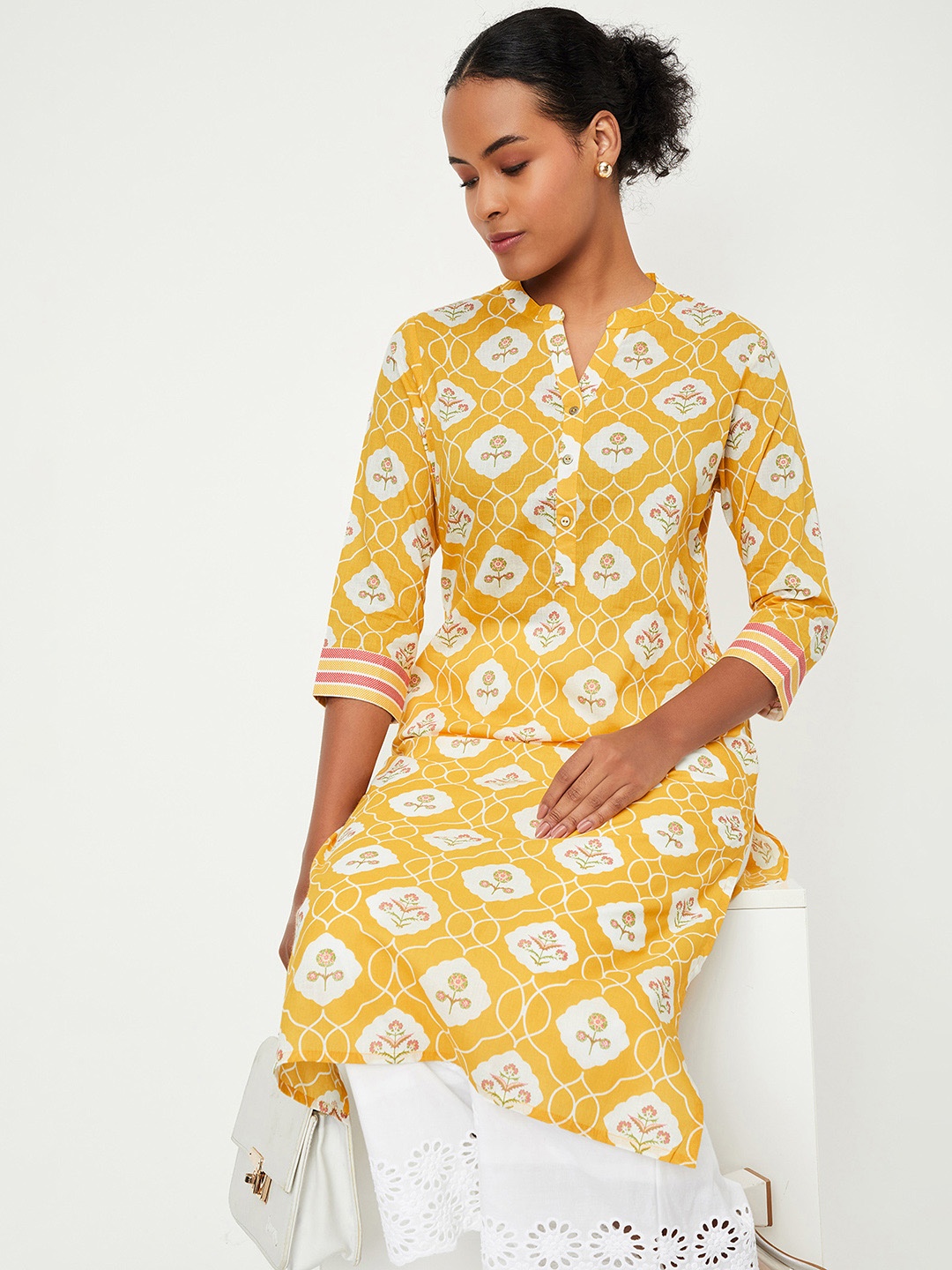 

max Floral Printed Mandarin Collar Cotton Straight Kurta, Yellow