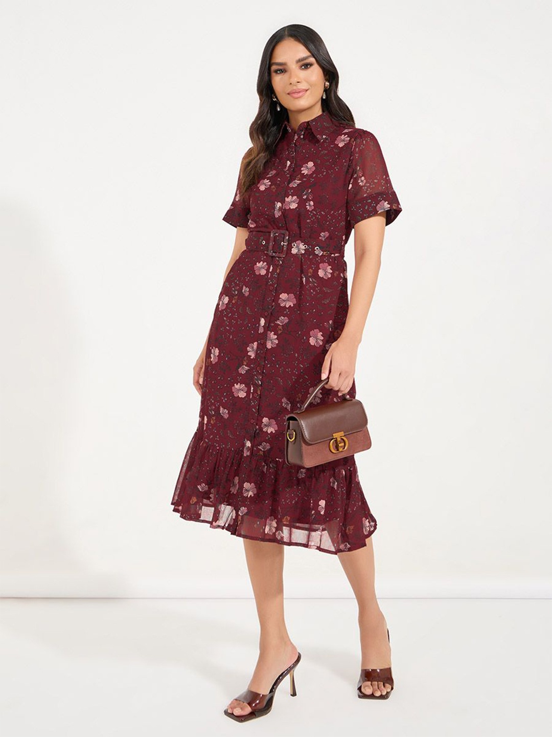 

Styli Women Floral Printed Puff Sleeves Midi Dress With Belt, Burgundy