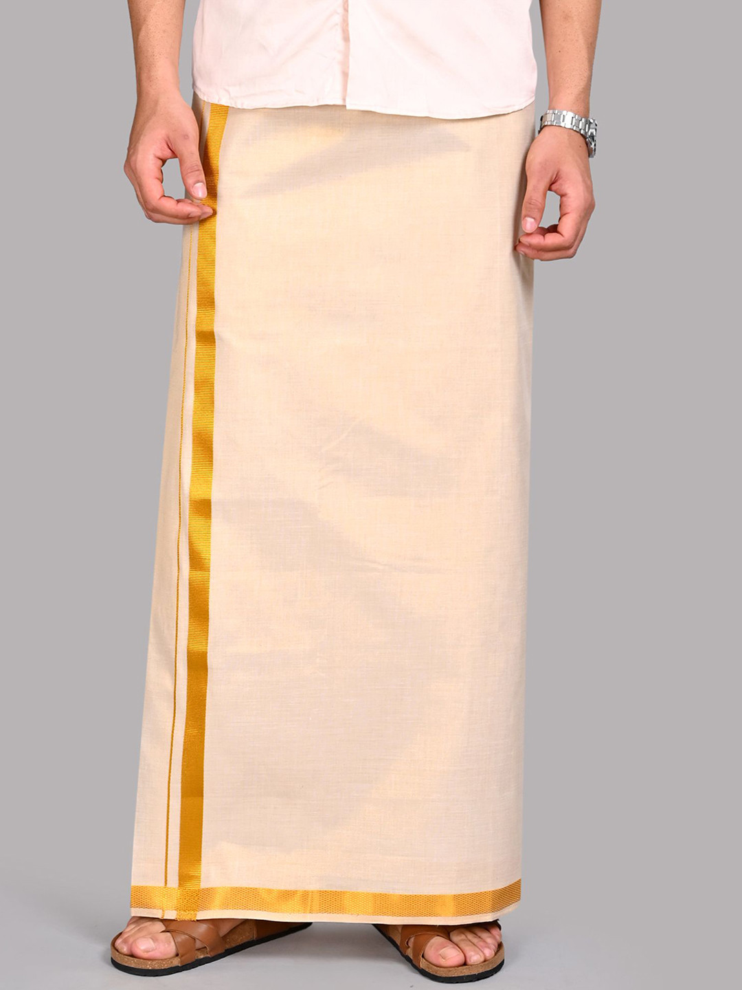 

WHITE HEART Men Solid Zari Border Dhoti, Off white