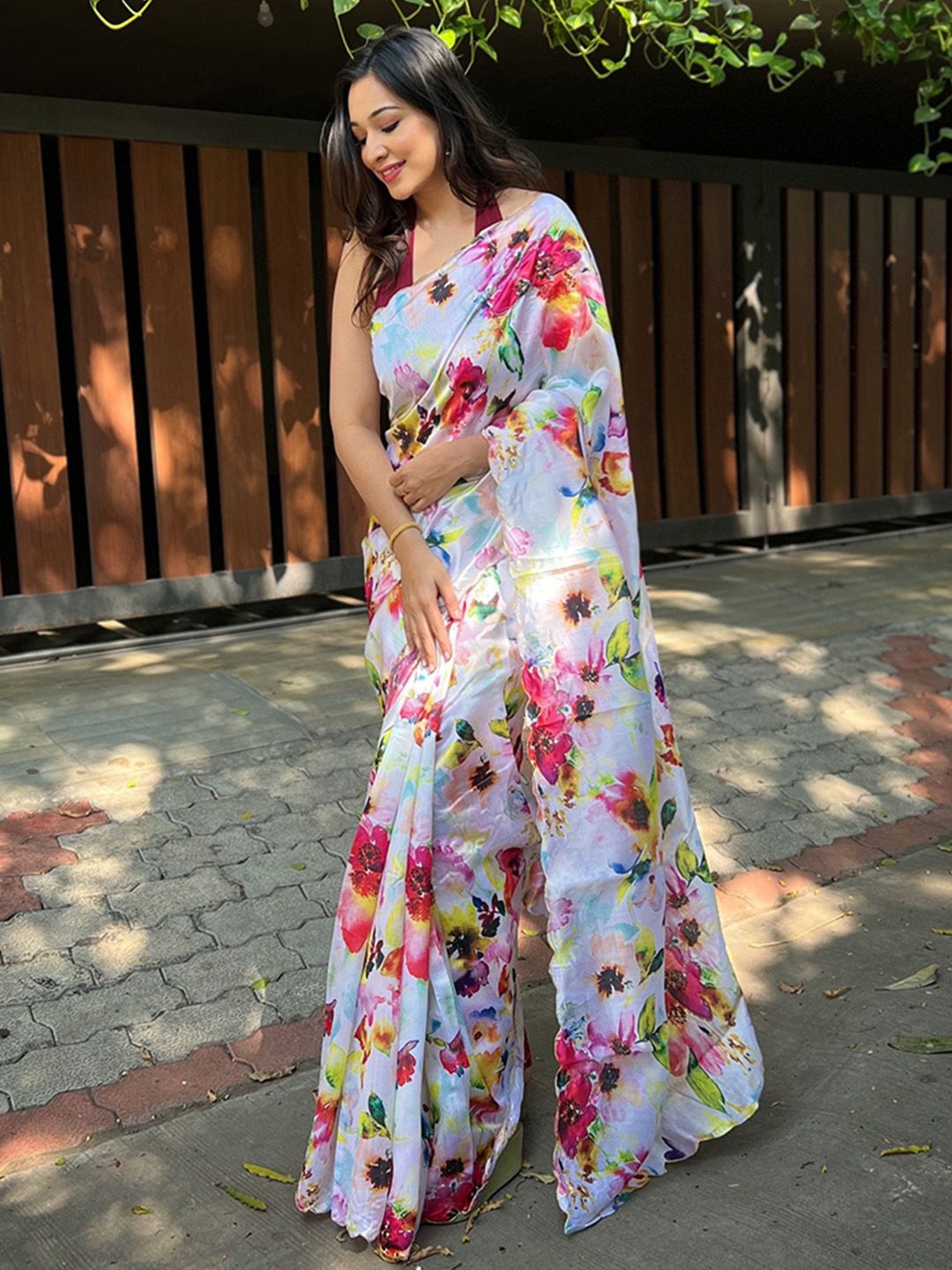 

Ishin Floral Printed Embellished Zari Satin Saree, White