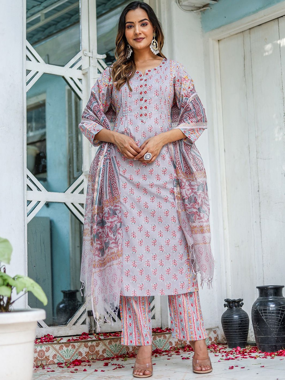 

Benaaz Floral Printed Notch Neck Pure Cotton Straight Kurta with Trousers & Dupatta, Grey