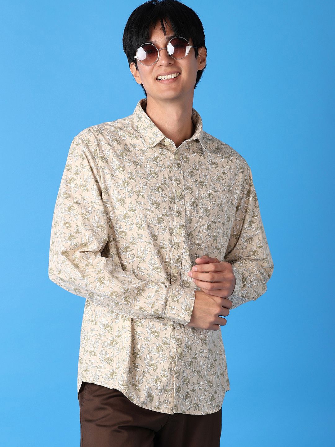 

V-Mart Men Classic Spread Collar Floral Checked Cotton Casual Shirt, Beige