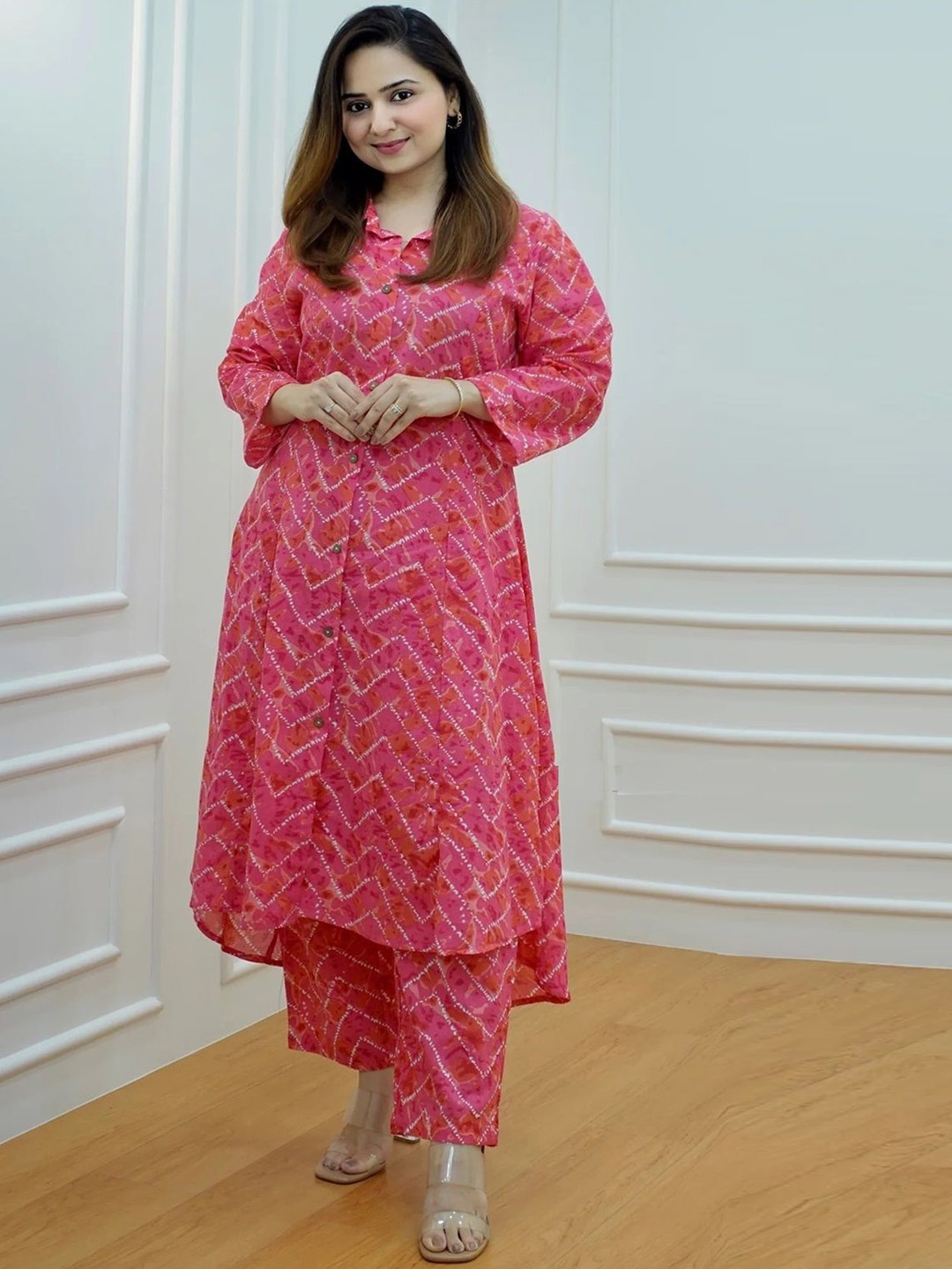 

MATTLOOK Floral Printed Shirt Collar A-Line Kurta With Palazzos, Pink