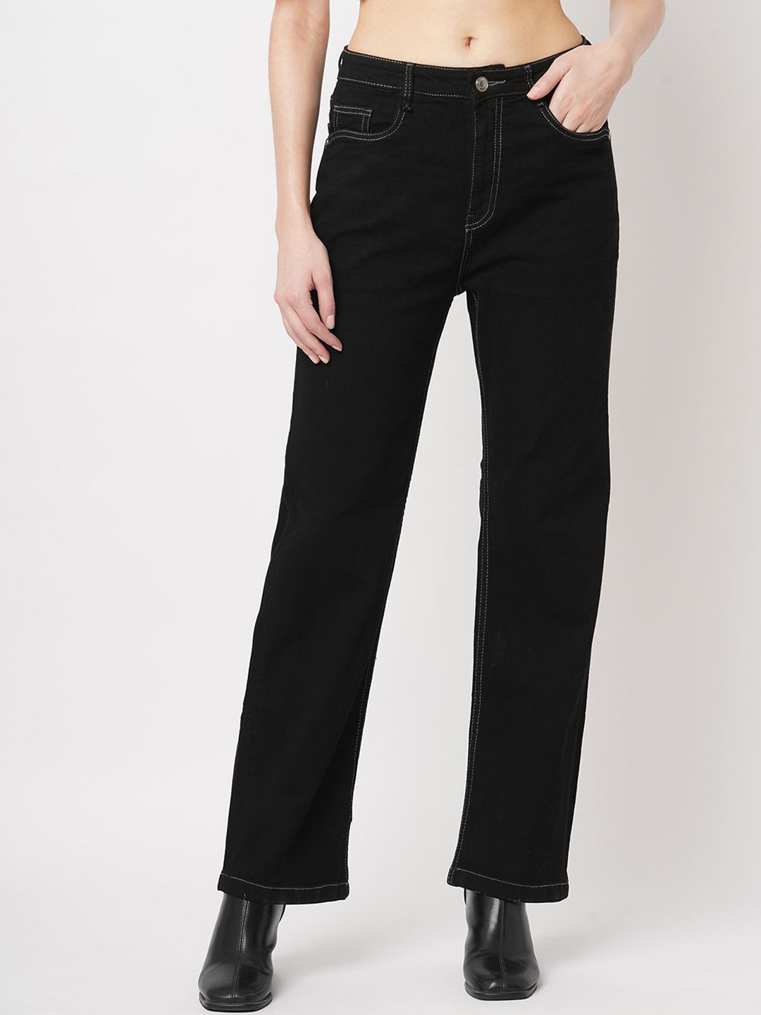 

The Roadster Lifestyle Co Straight Fit Mid Rise Jeans, Black
