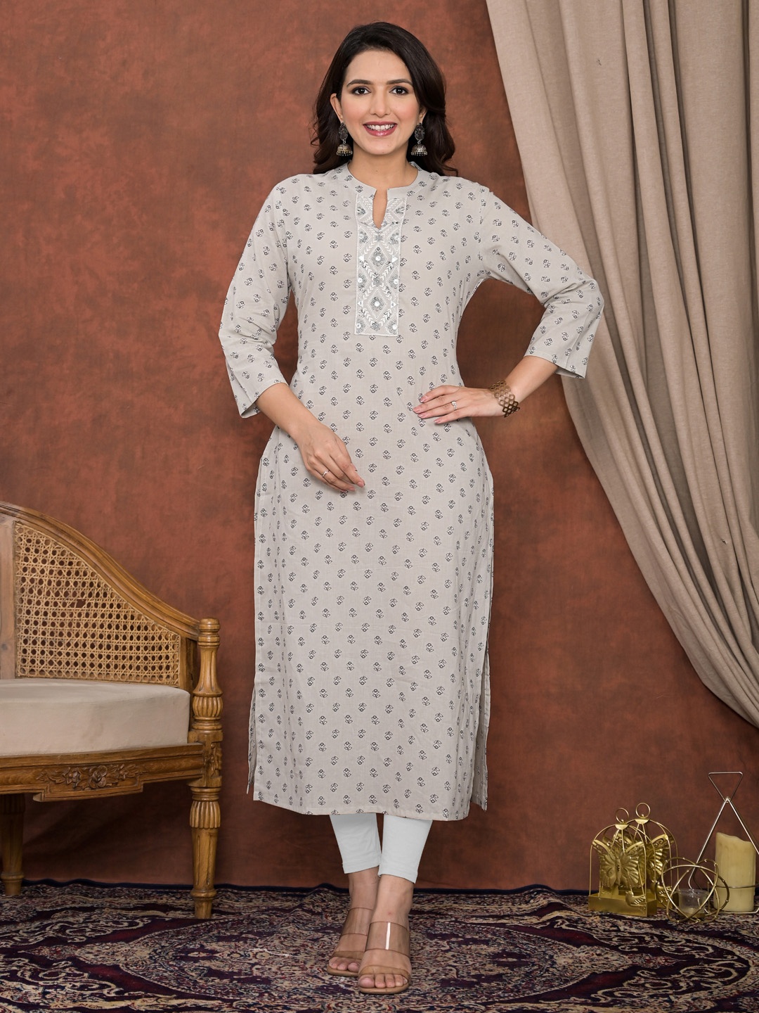 

Readiprint Fashions Floral Printed Thread Work Mandarin Collar Cotton Straight Kurta, Grey