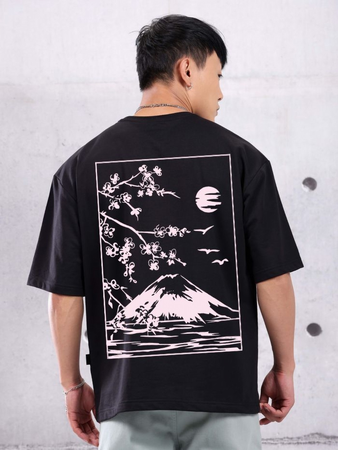 

Kotty Men Graphic Printed Round Neck Cotton Oversized T-shirt, Black