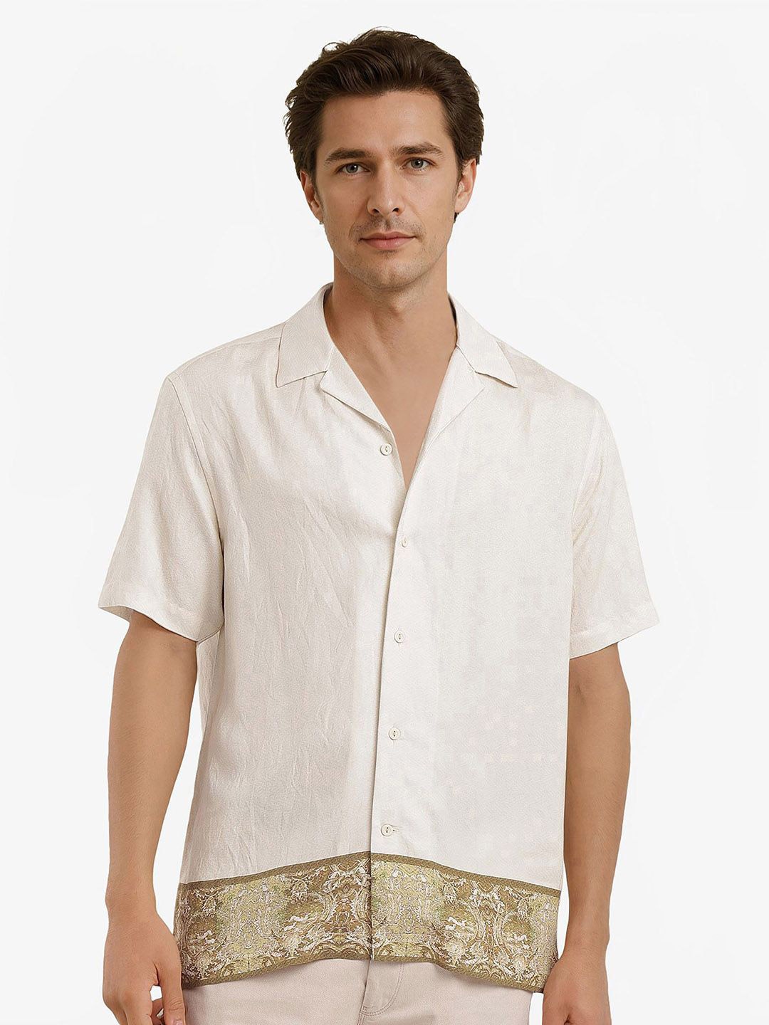 

RARE RABBIT Men Comfort Spread Collar Solid Cotton Boxy Casual Shirt, Beige