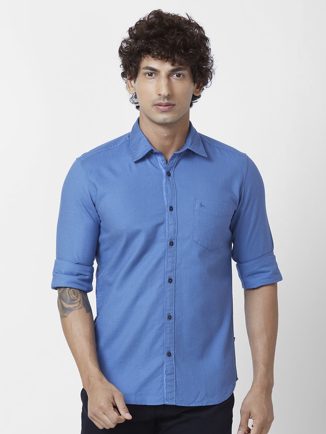 

Parx Men Spread Collar Solid Cotton Slim Fit Casual Shirt, Blue