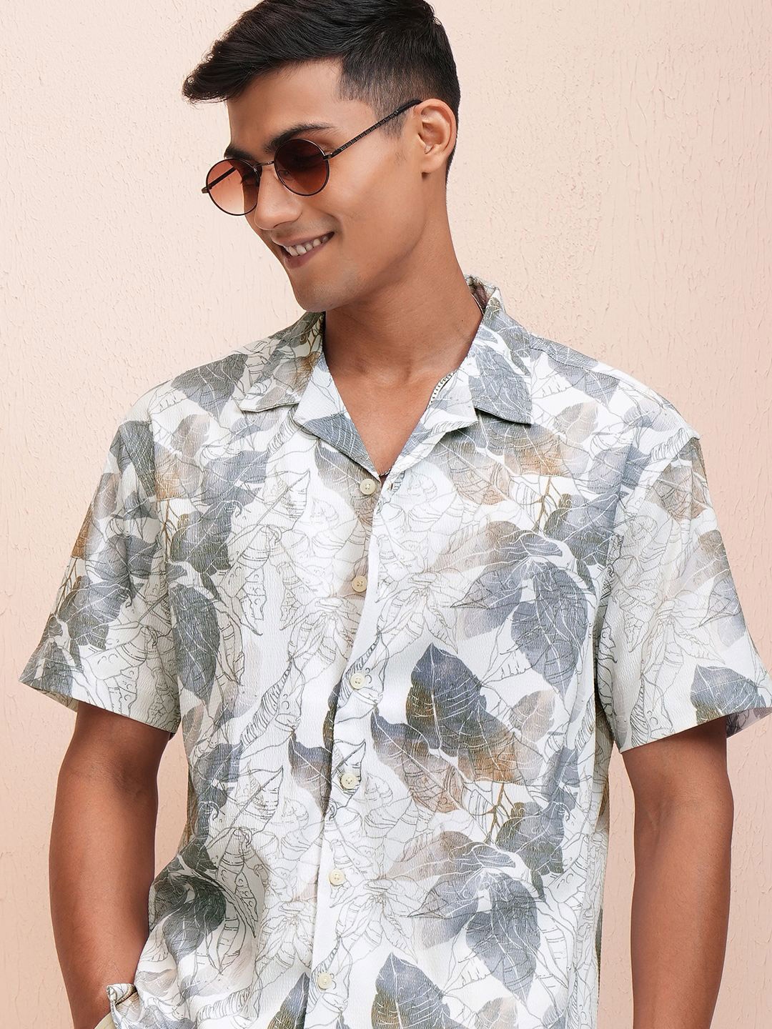 

LOCOMOTIVE Men Cuban Collar Floral Printed Relaxed Fit Casual Shirt, Cream