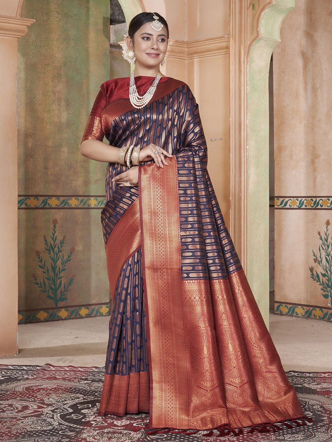 

KAYOMMI Ethnic Motifs Zari Kanjeevaram Saree, Blue