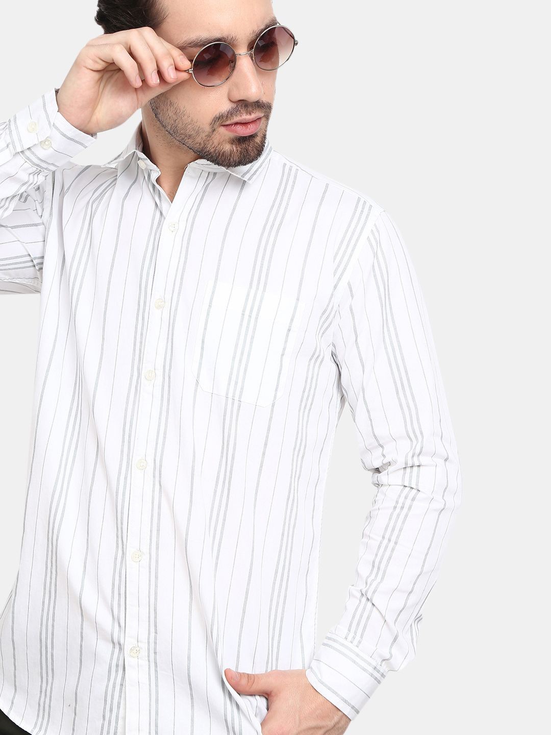 

V-Mart Men Classic Spread Collar Vertical Striped Cotton Casual Shirt, Off white