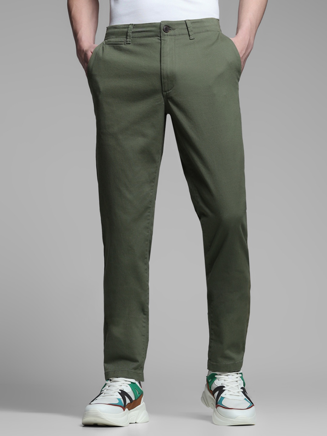 

Jack & Jones Men Slim Fit Low-Rise Chinos Trousers, Green