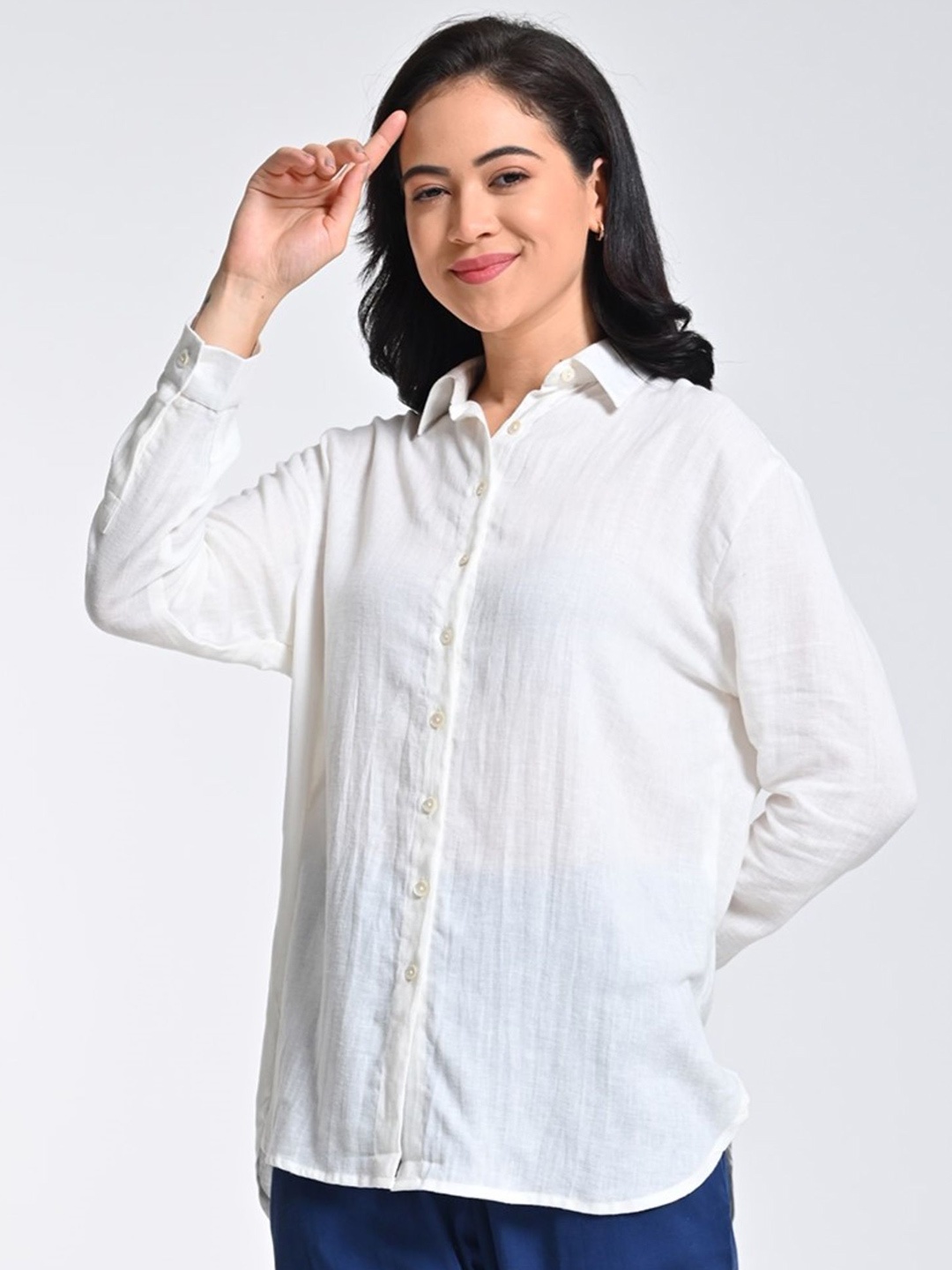 

Saltpetre WoMen Spread Collar Solid Linen Relaxed Fit Formal Shirt, Cream