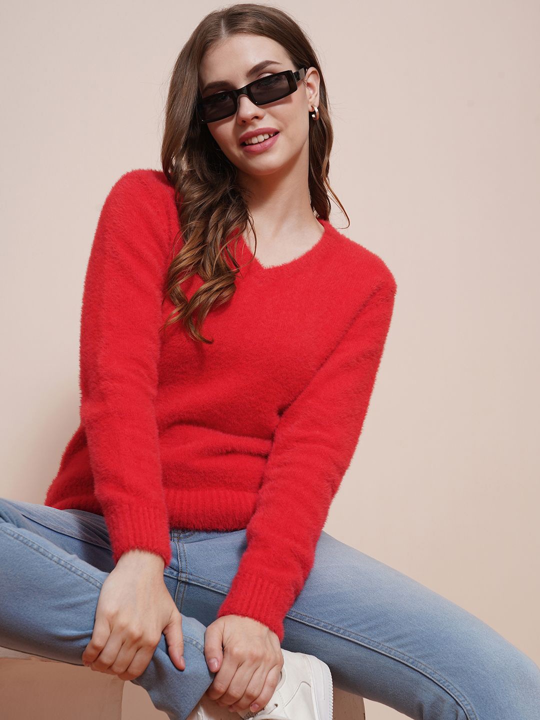 

Globus Cable Knit V-Neck Acrylic Pullover Sweater, Red