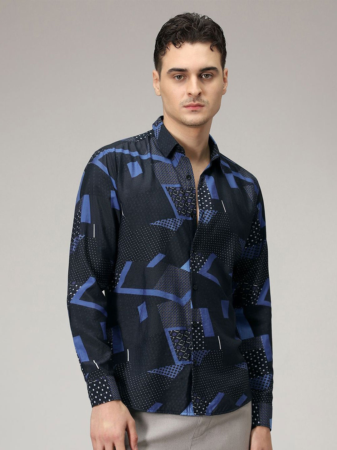

Banana Club Men Classic Slim Fit Opaque Printed Casual Shirt, Black