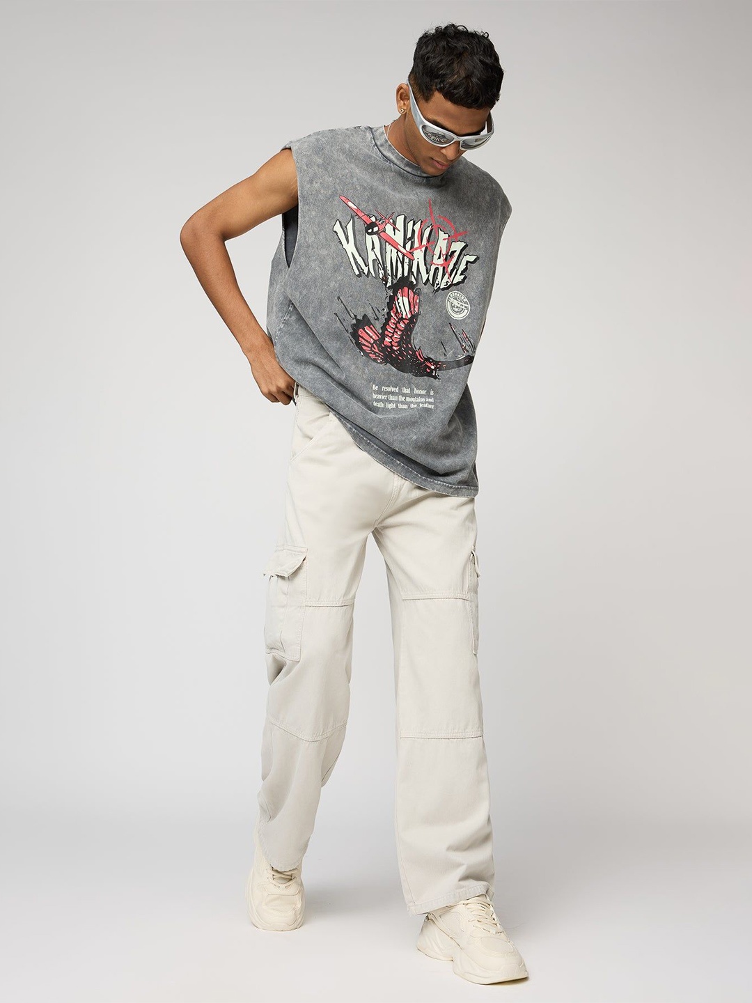 

FREAKINS Woodland Sage Men Straight Fit High-Rise Cargo Jeans, White