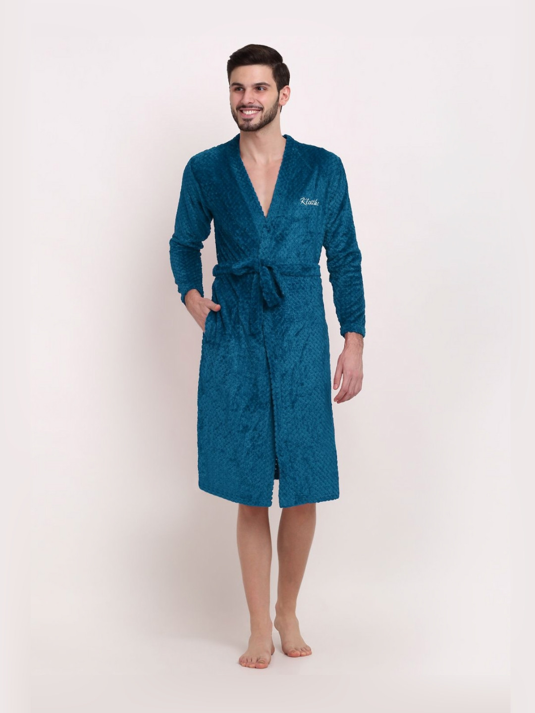 

KLOTTHE Self Design Woollen Bath Robe With Belt, Blue