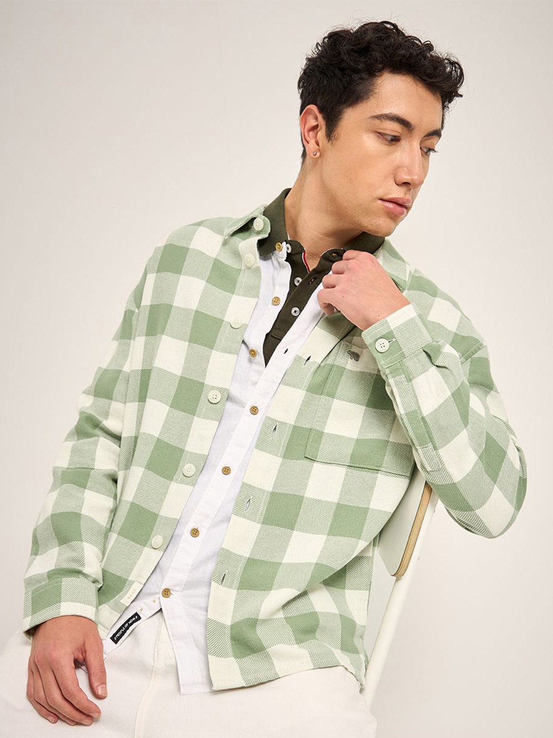 

THE BEAR HOUSE Men Spread Collar Buffalo Checked Cotton Relaxed Fit Casual Shirt, Green