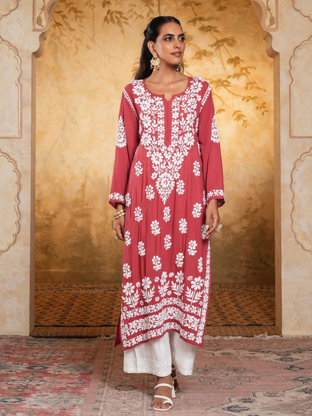 

House of Chikankari Floral Embroidered Notch Neck Cotton Straight Kurta, Red