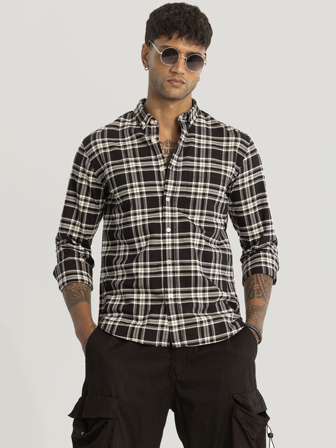 

Snitch Men Smart Button-Down Collar Checked Cotton Slim Fit Casual Shirt, Black