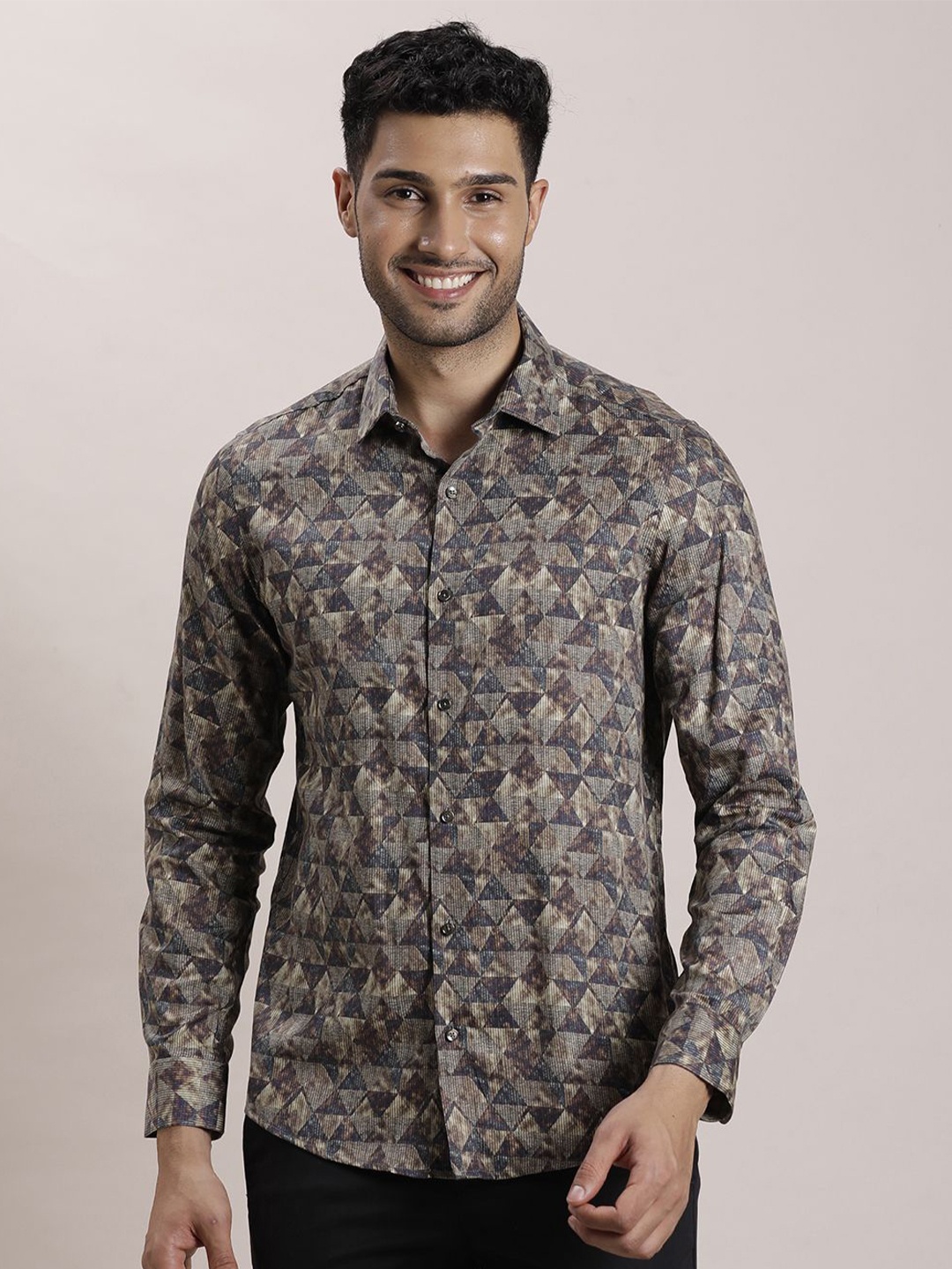 

Turtle Men Classic Spread Collar Geometric Printed Lyocell Slim Fit Party Shirt, Grey