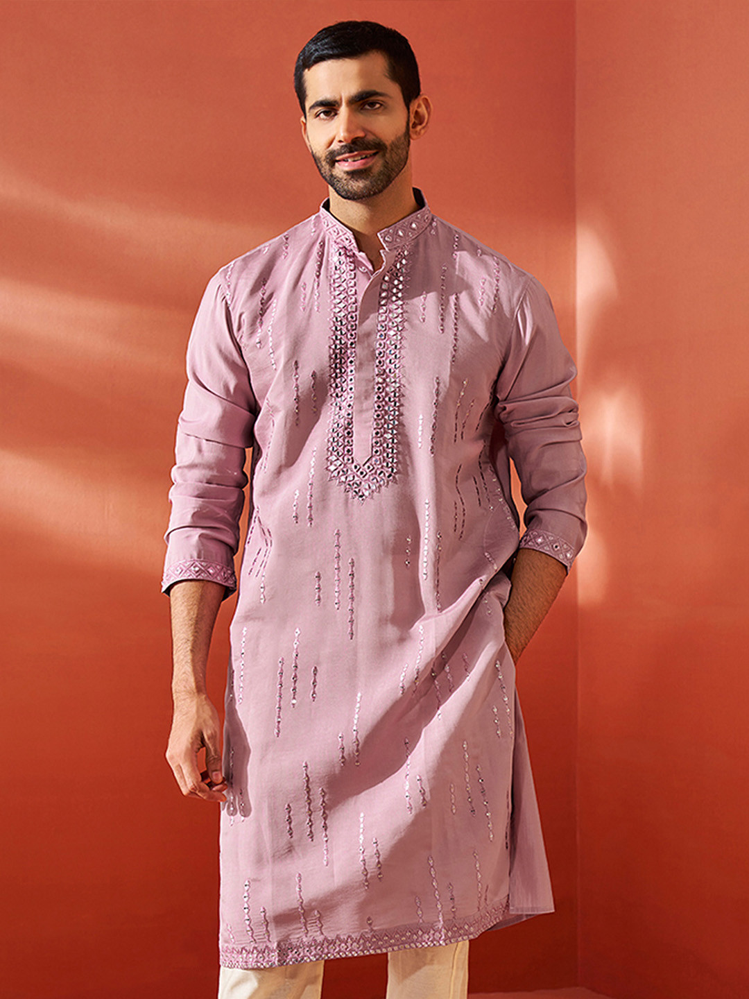 

VASTRAMAY Embellished Mandarin Collar Mirror Work Chanderi Silk Kurta, Pink
