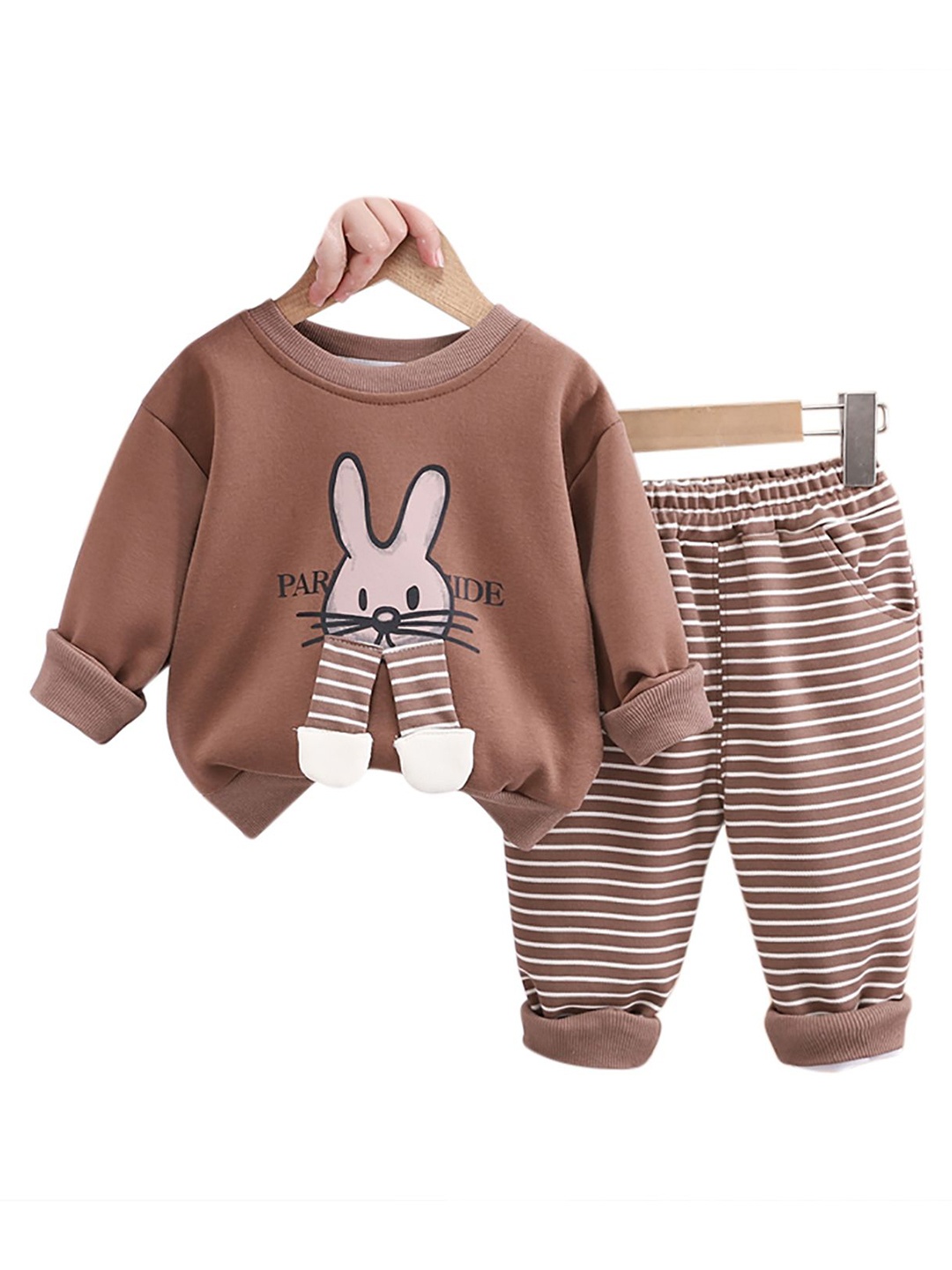 

StyleCast x Revolte Kids Brown & White Printed Pure Cotton Top with Pyjamas