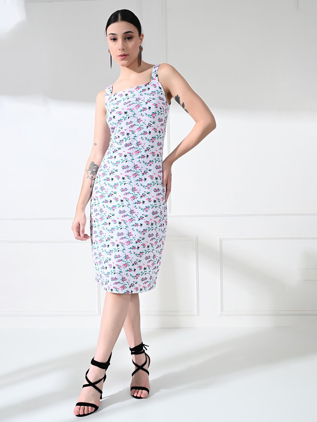 

BAESD Women Floral Printed Bodycon Midi Dress, White