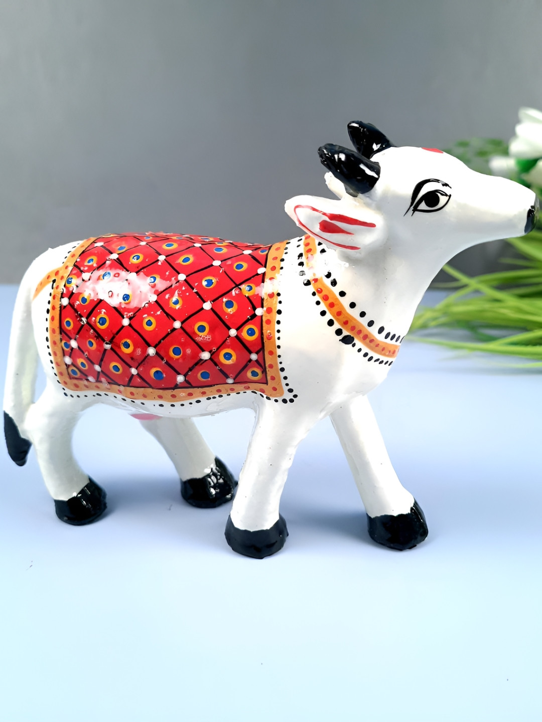 

apka mart White Kamdhenu Cow Showpiece