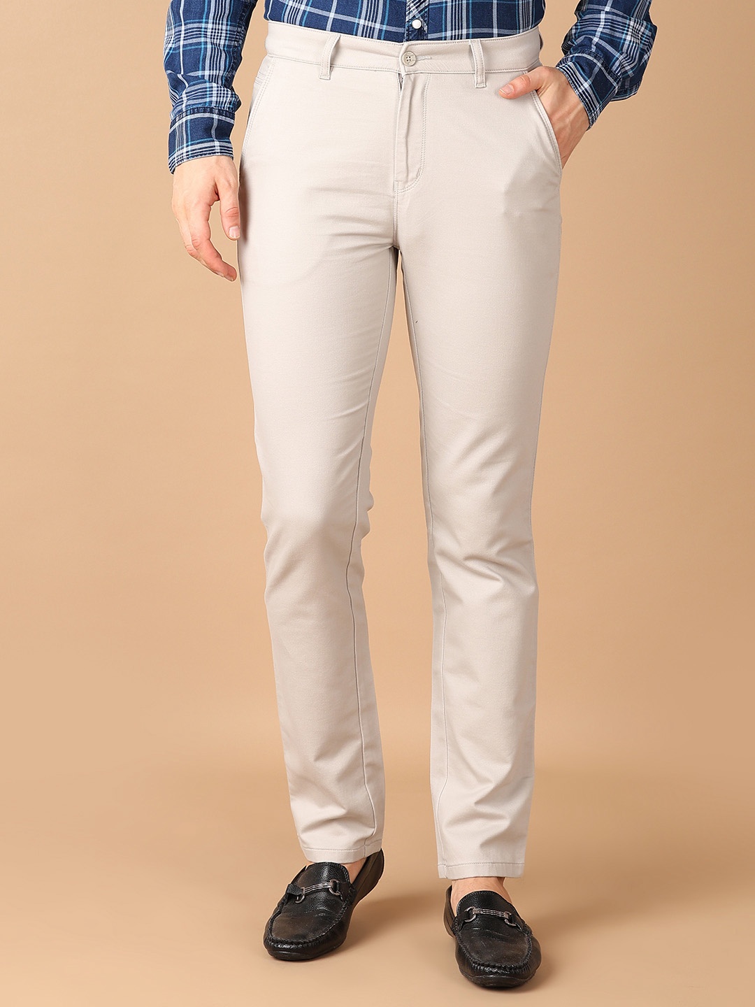 

V-Mart Men Solid Slim Fit Trousers, Cream