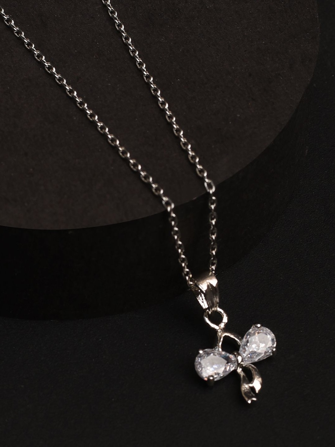 

XPNSV Silver Plated Cubic Zirconia Studded Pendant with Chain