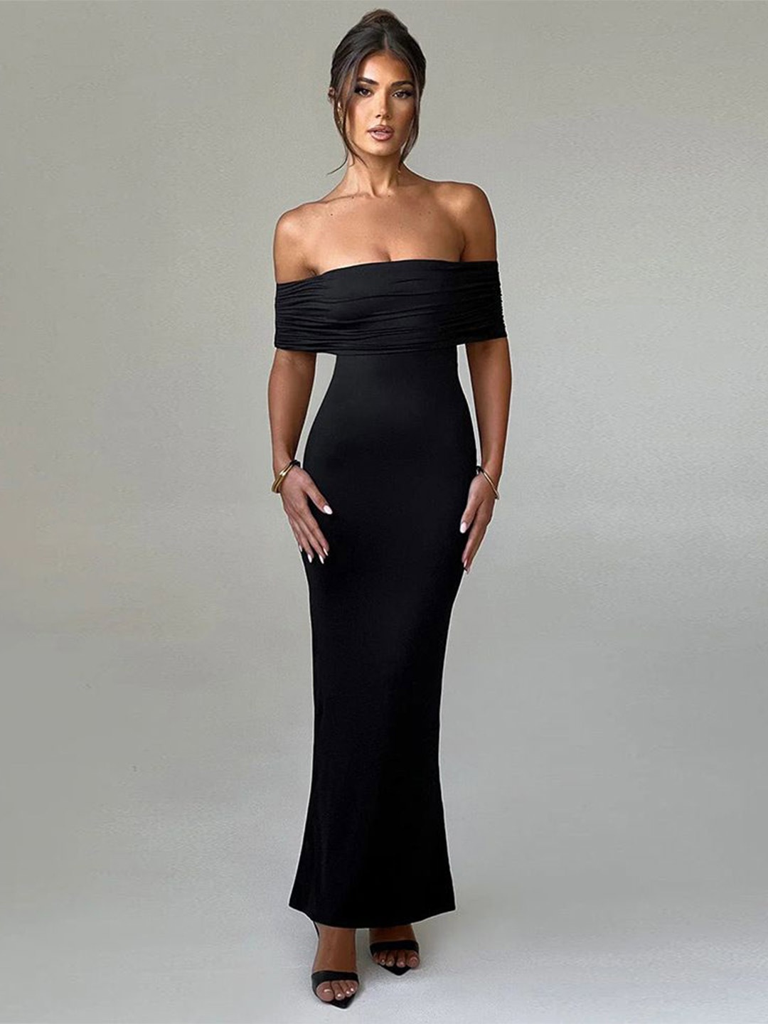 

MIAKEE Solid Off-Shoulder Bodycon Midi Dress, Black