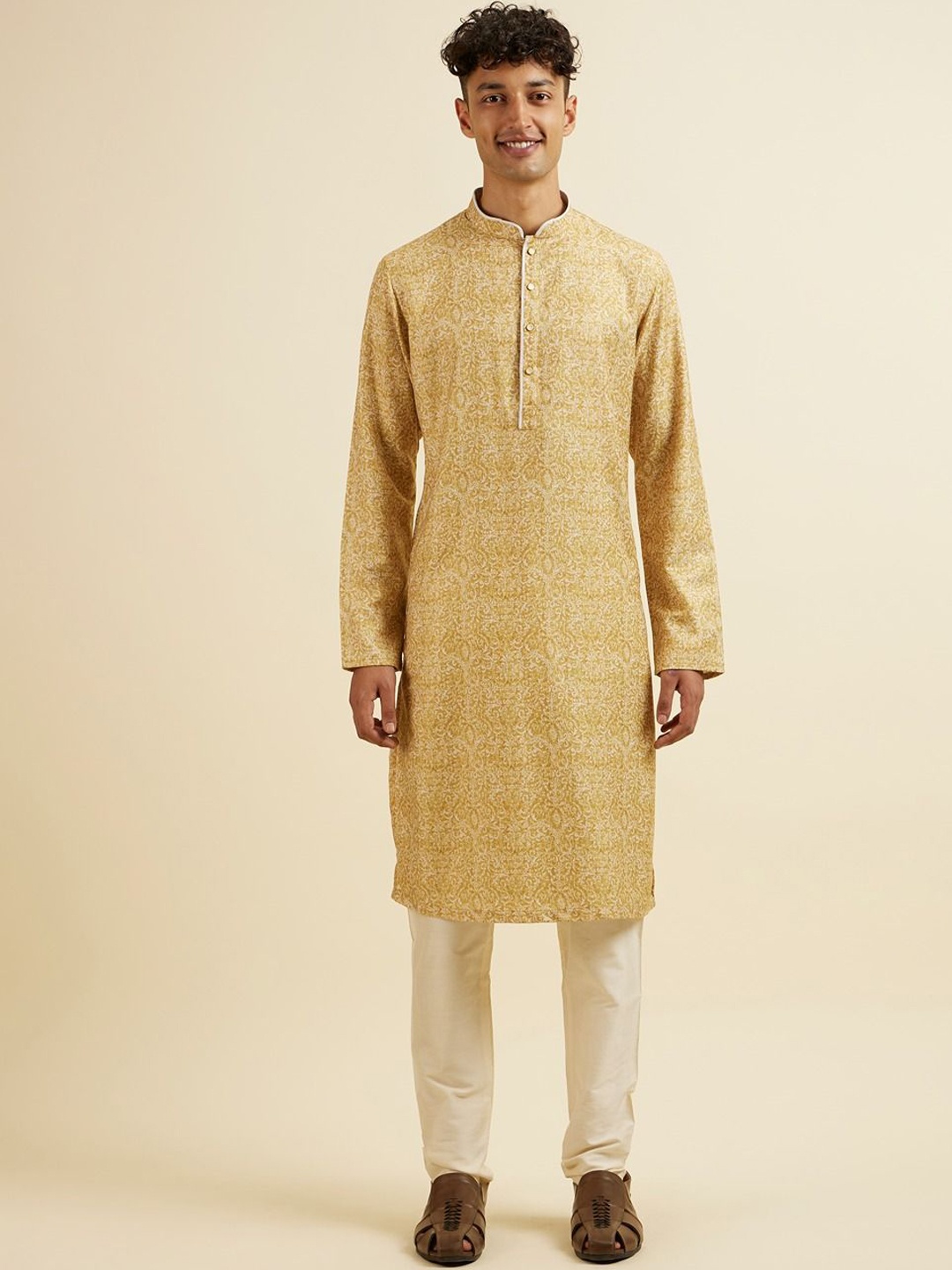 

Manyavar Floral Printed Straight Kurta with Pyjamas, Mustard