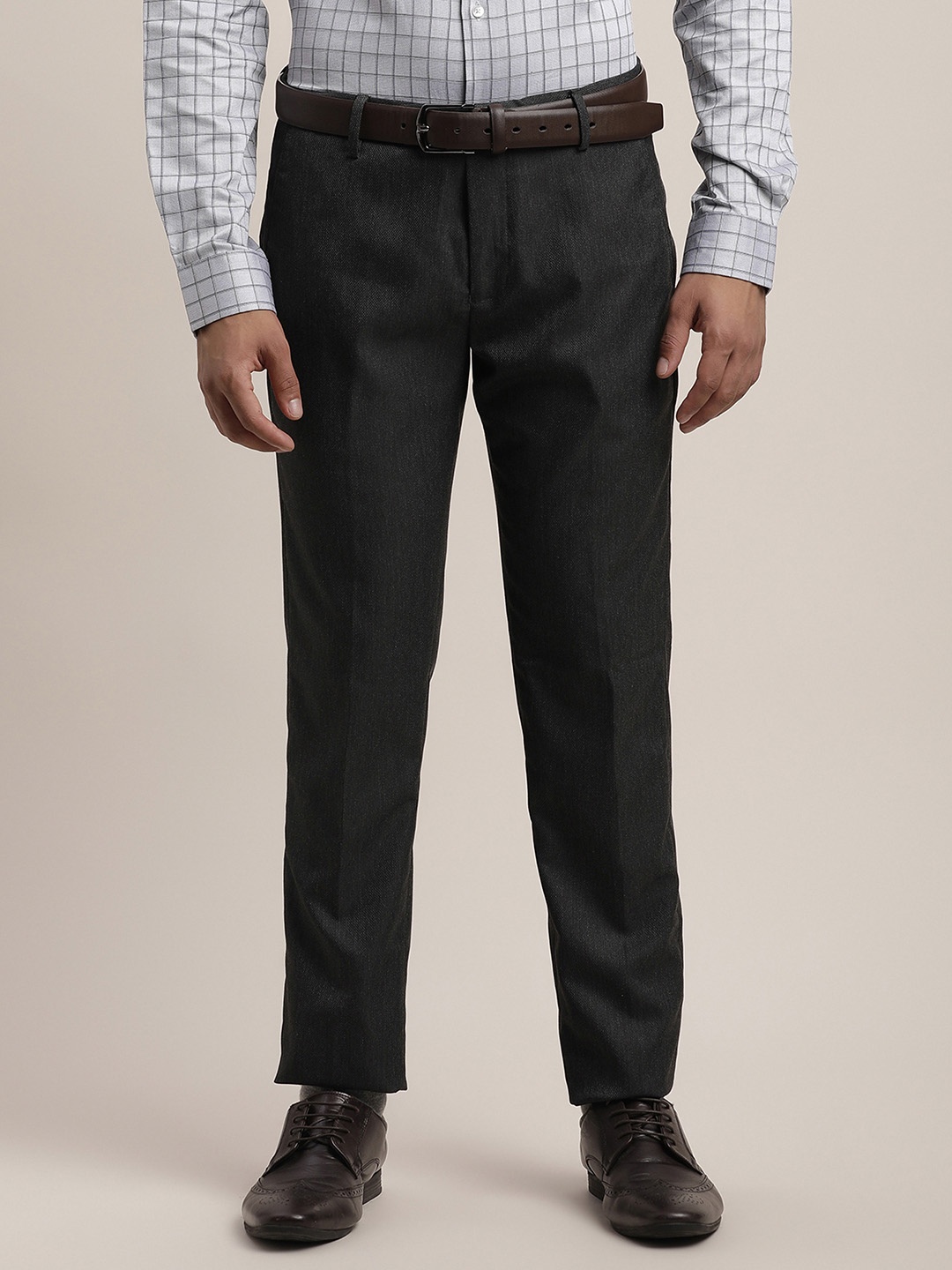 

Turtle Men Tailored Skinny Fit Solid Trousers, Grey