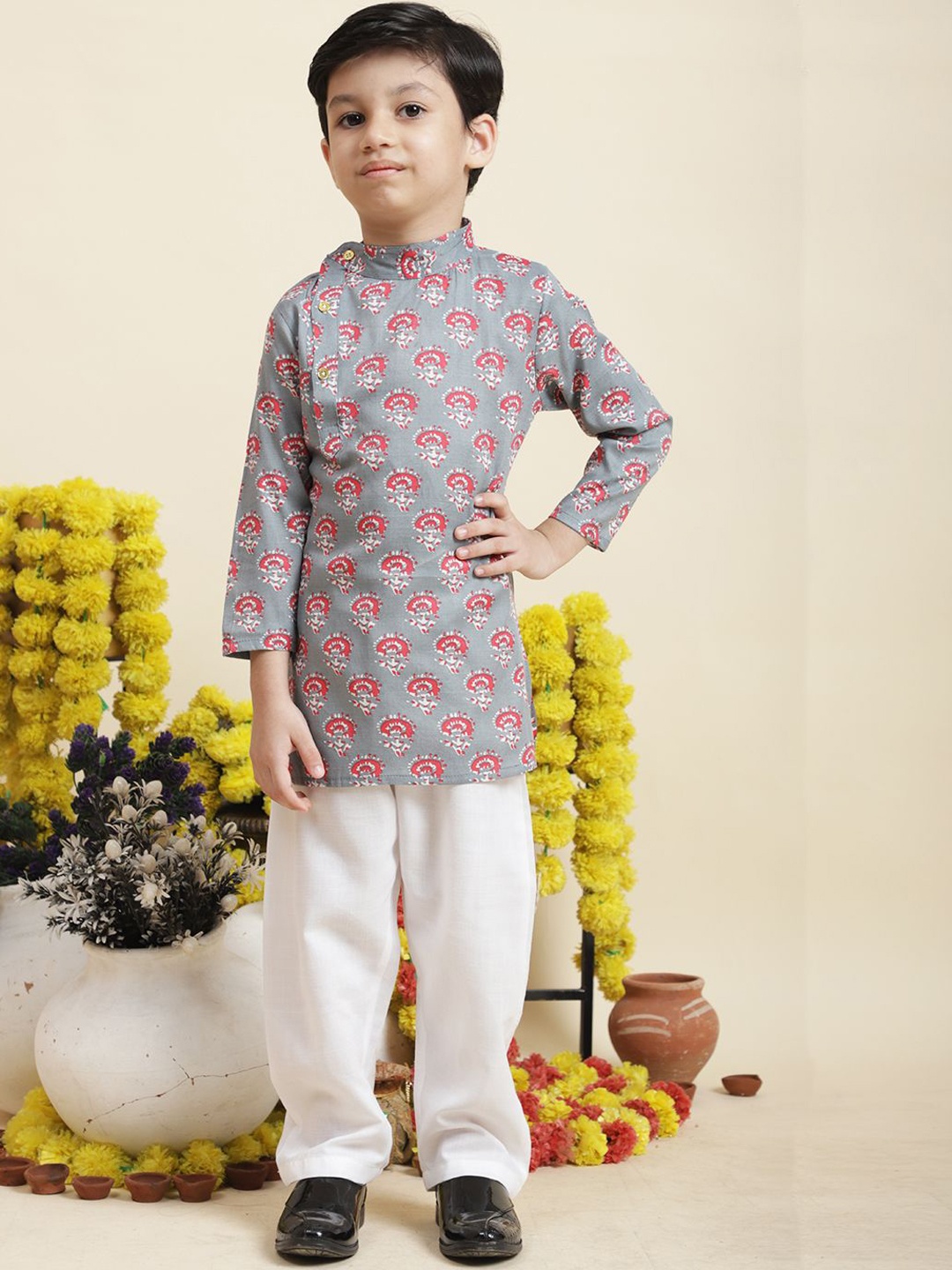 

Cutiekins Boys Ethnic Motifs Printed Pure Cotton Kurta with Pyjamas, Grey