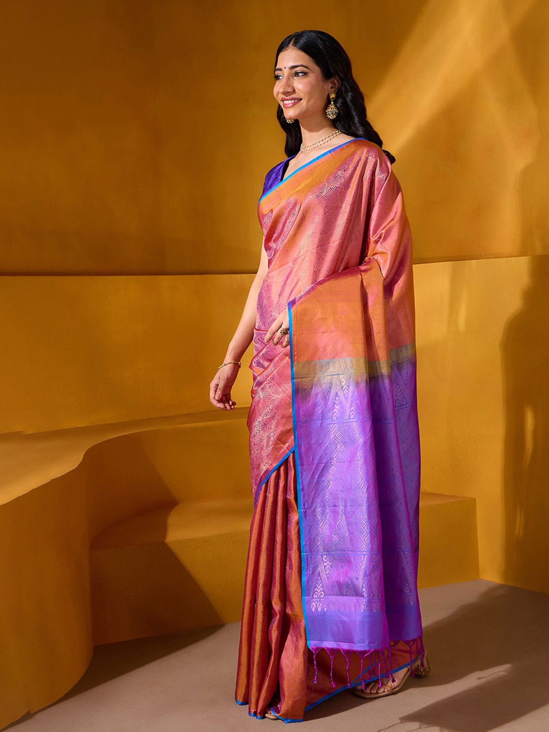

Taneira Woven Design Zari Pure Silk Saree, Pink