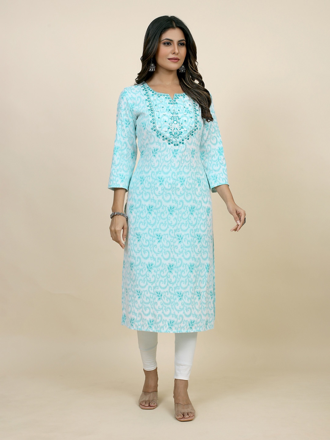 

SARRAS Floral Printed Thread Work Round Neck Straight Kurta, Green