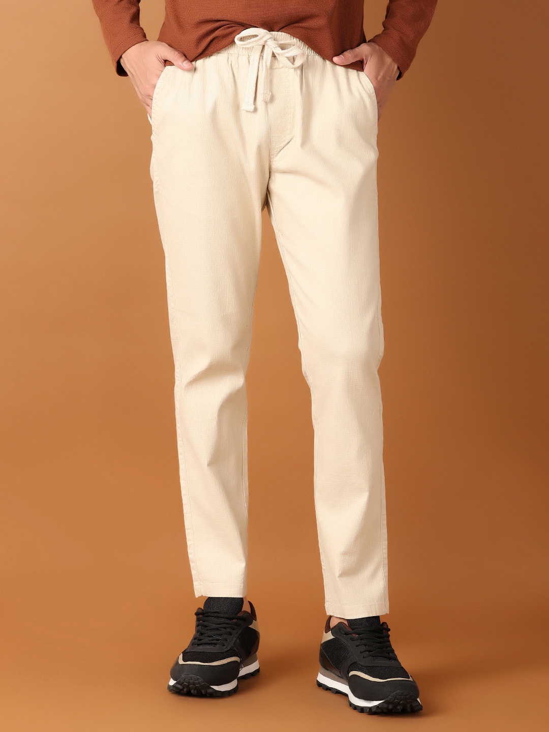 

V-Mart Men Mid-Rise Solid Regular Trousers, Cream