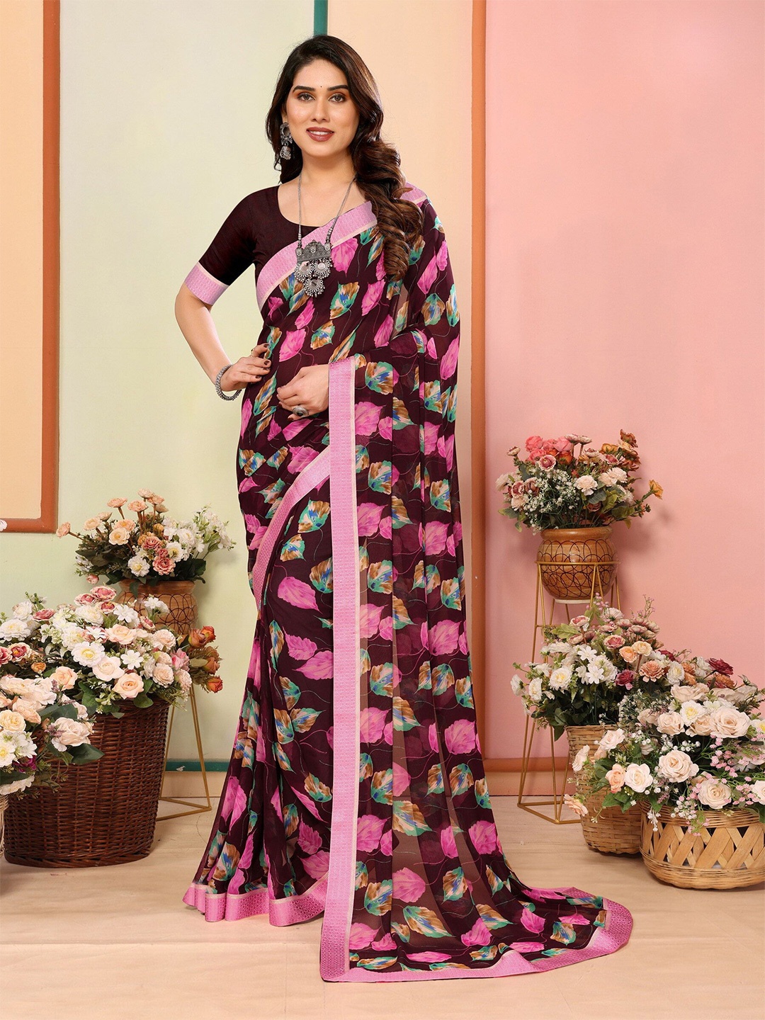 

sareyavella Floral Printed Pure Georgette Saree, Maroon