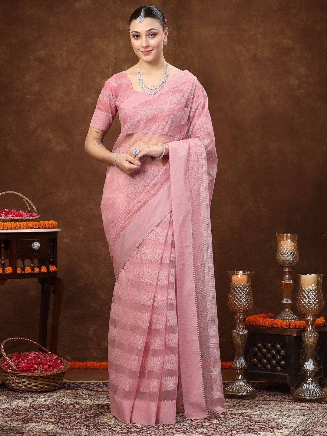

Stylum Striped Embroidered Saree With Blouse Piece, Mauve