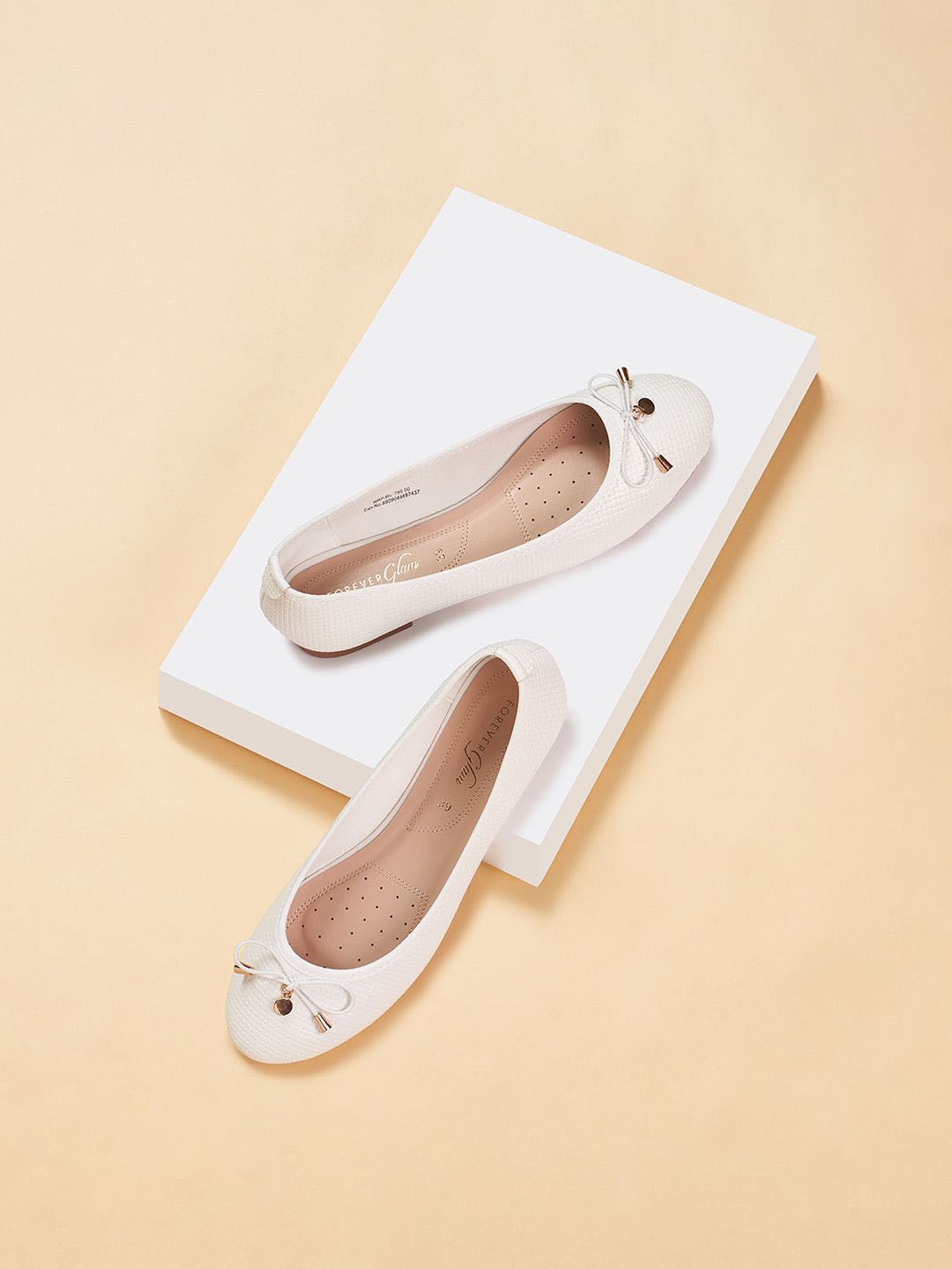 

Forever Glam by Pantaloons Women Ballerinas with Bows Flats, White