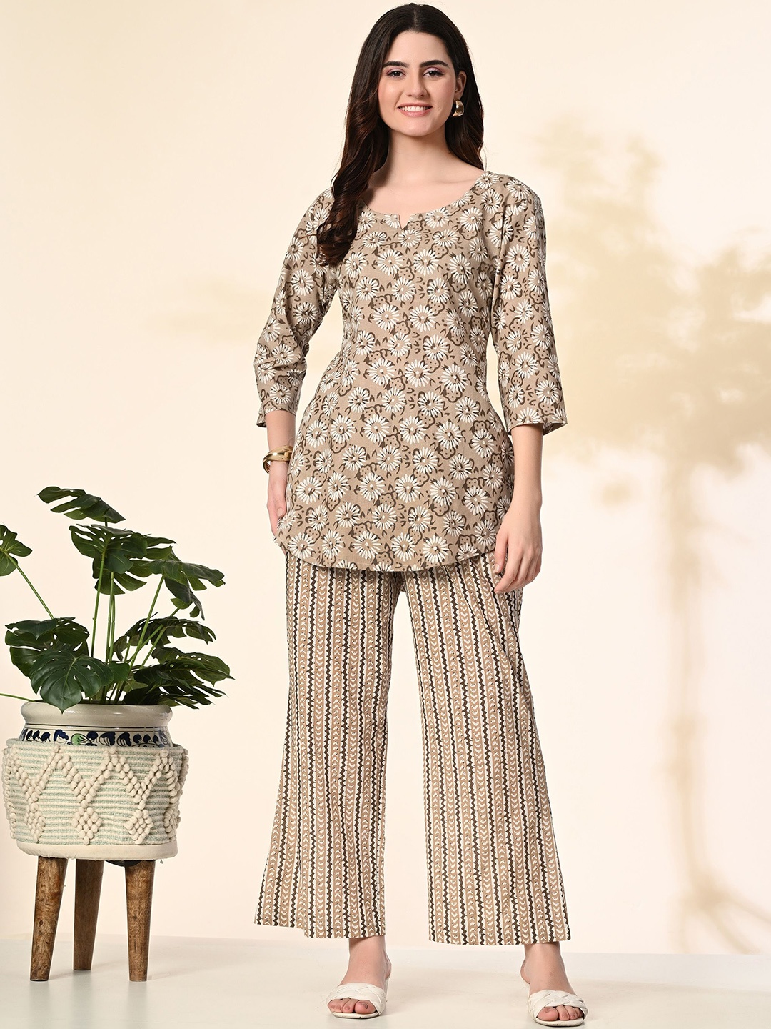 

RANGREAL Floral Printed Tunic With Trouser, Brown
