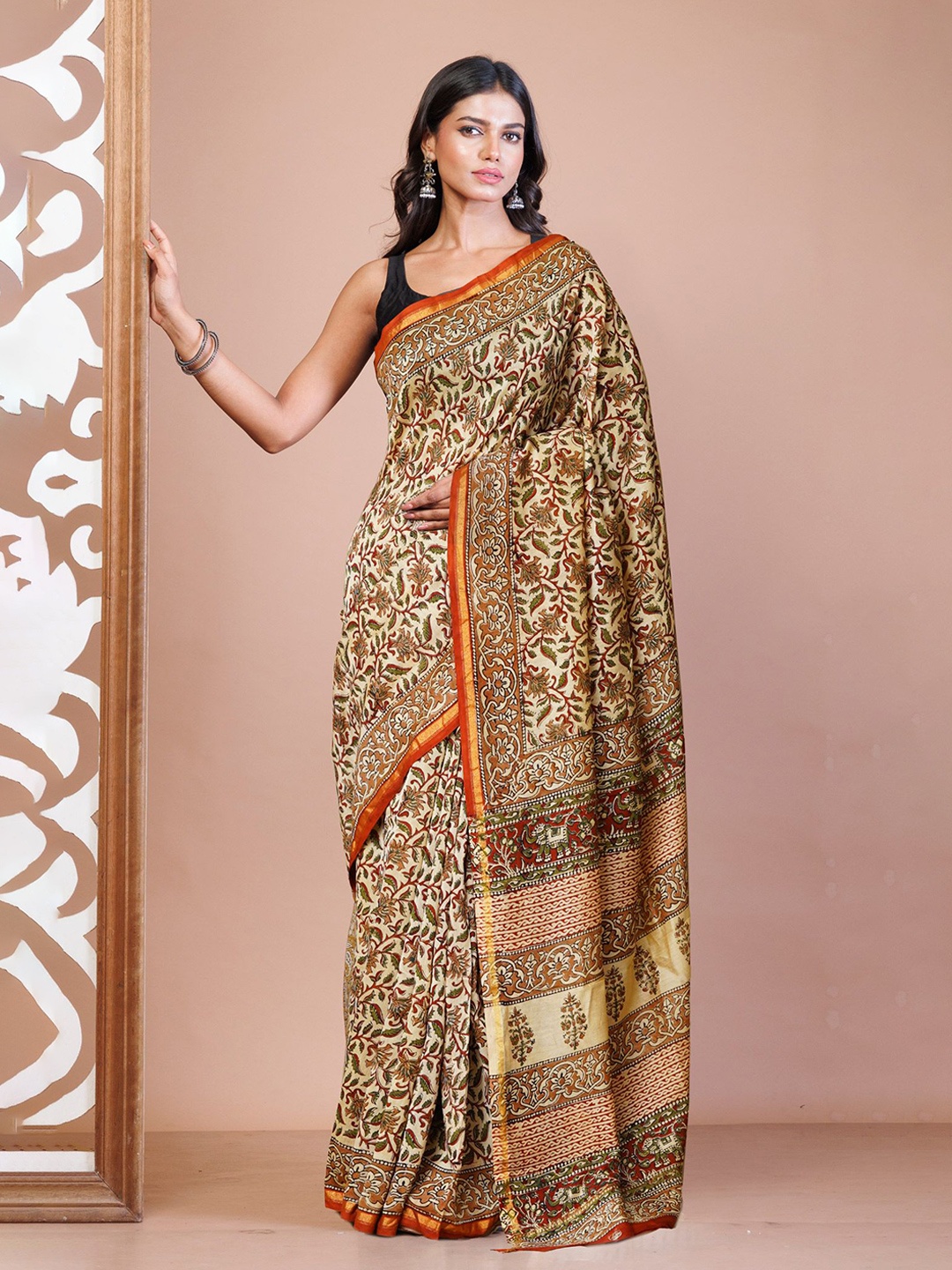 

Unnati Silks Ethnic Motifs Zari Handloom Chanderi Saree, Cream